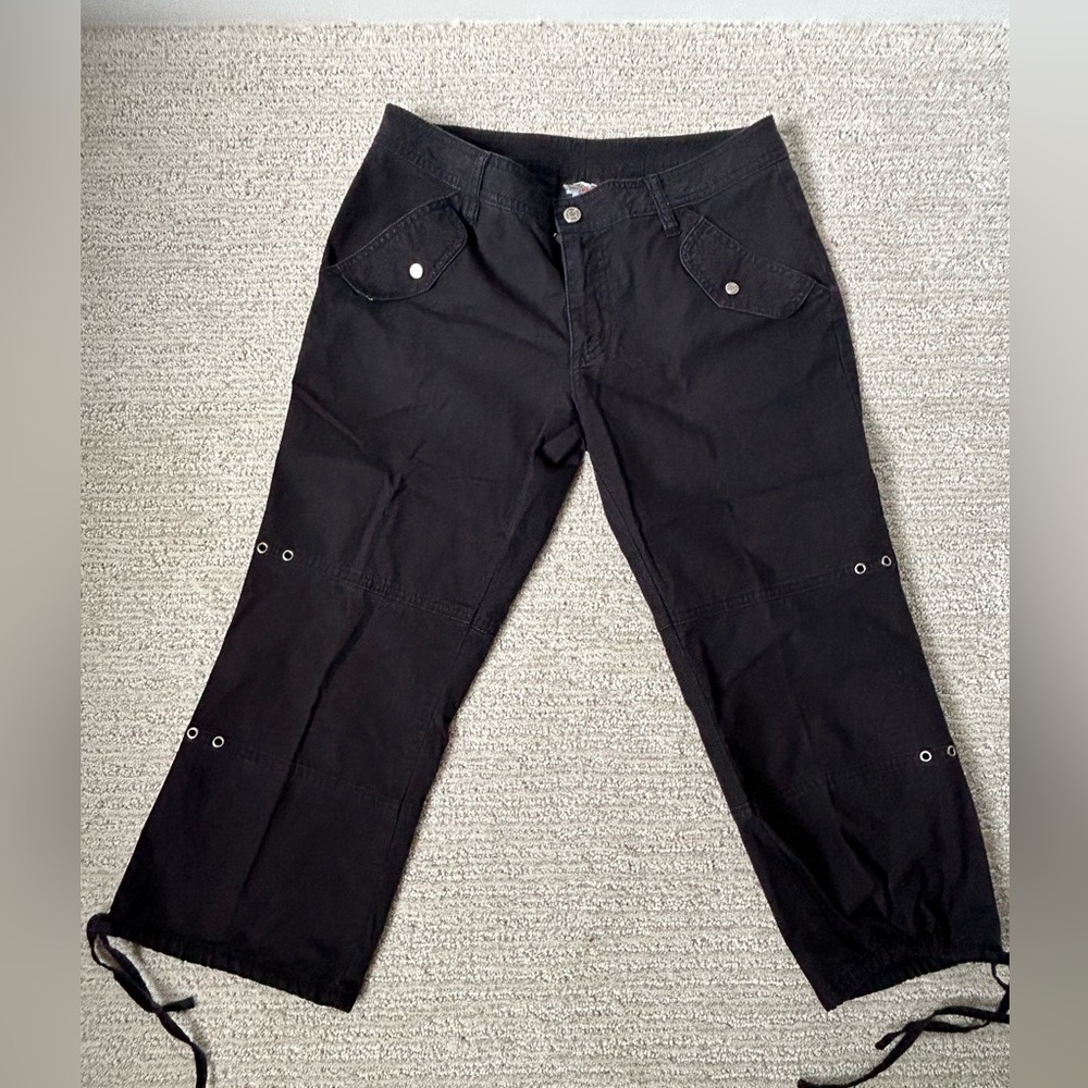 Harley Davidson, women’s black crop pants size 4